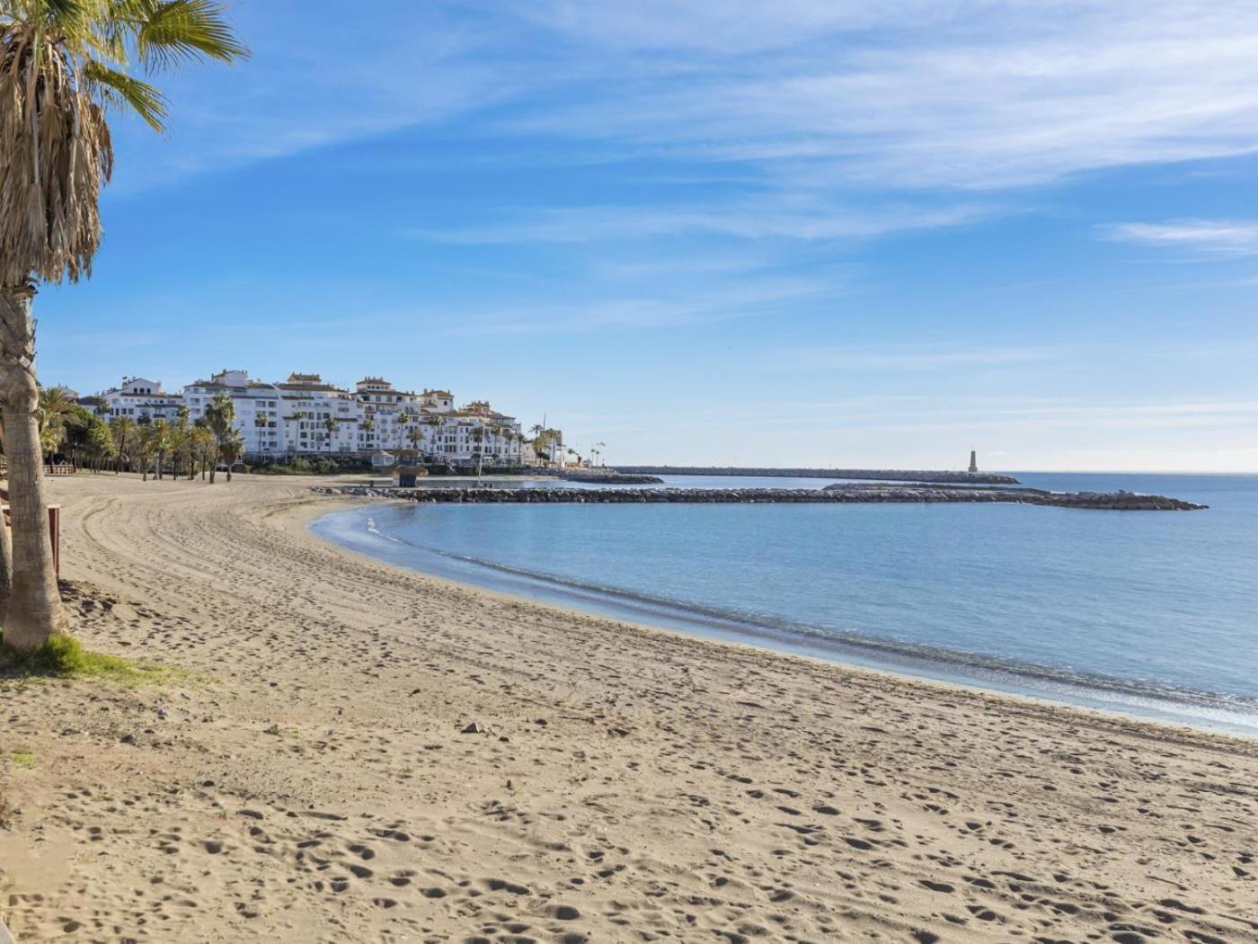 Puerto Banus 3 Bedroom * Marbella