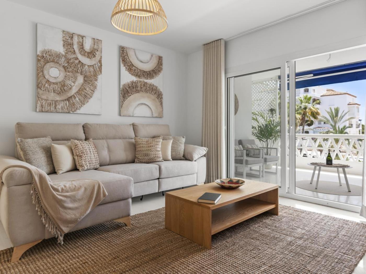 Apartamento Puerto Banus 3 Bedroom *